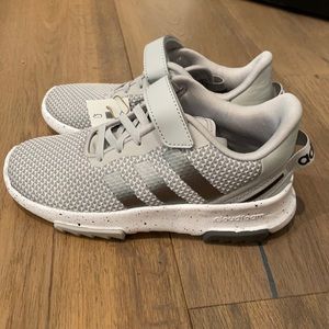 Boys Adidas Sneakers Size 13